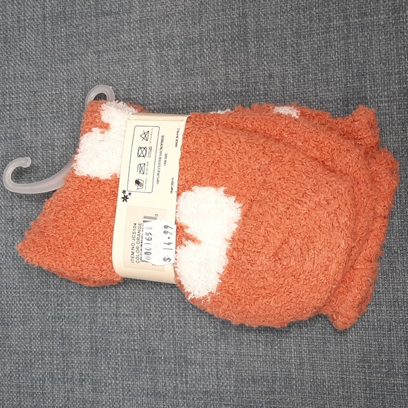 Socks Sox Sock Fuzzy Soft Slipper Thick Warm Cozy Unisex Hearts Love Fun Heart - Picture 2 of 3